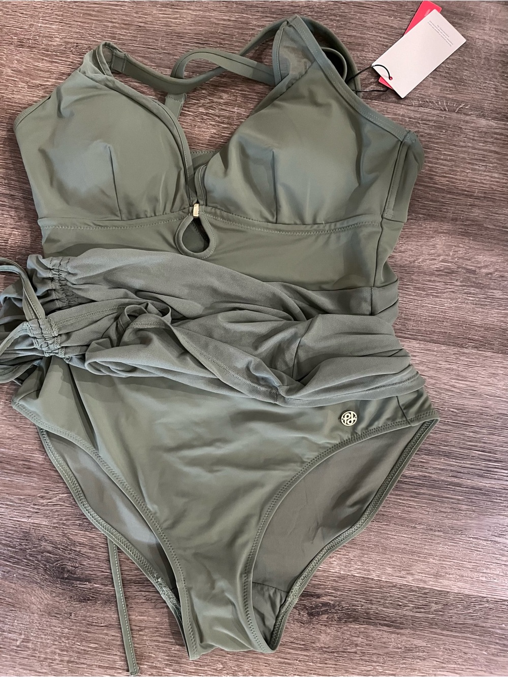 Sculpting Curve Mesh Skirt One-Piece Swimsuit - Picture 8 of 10